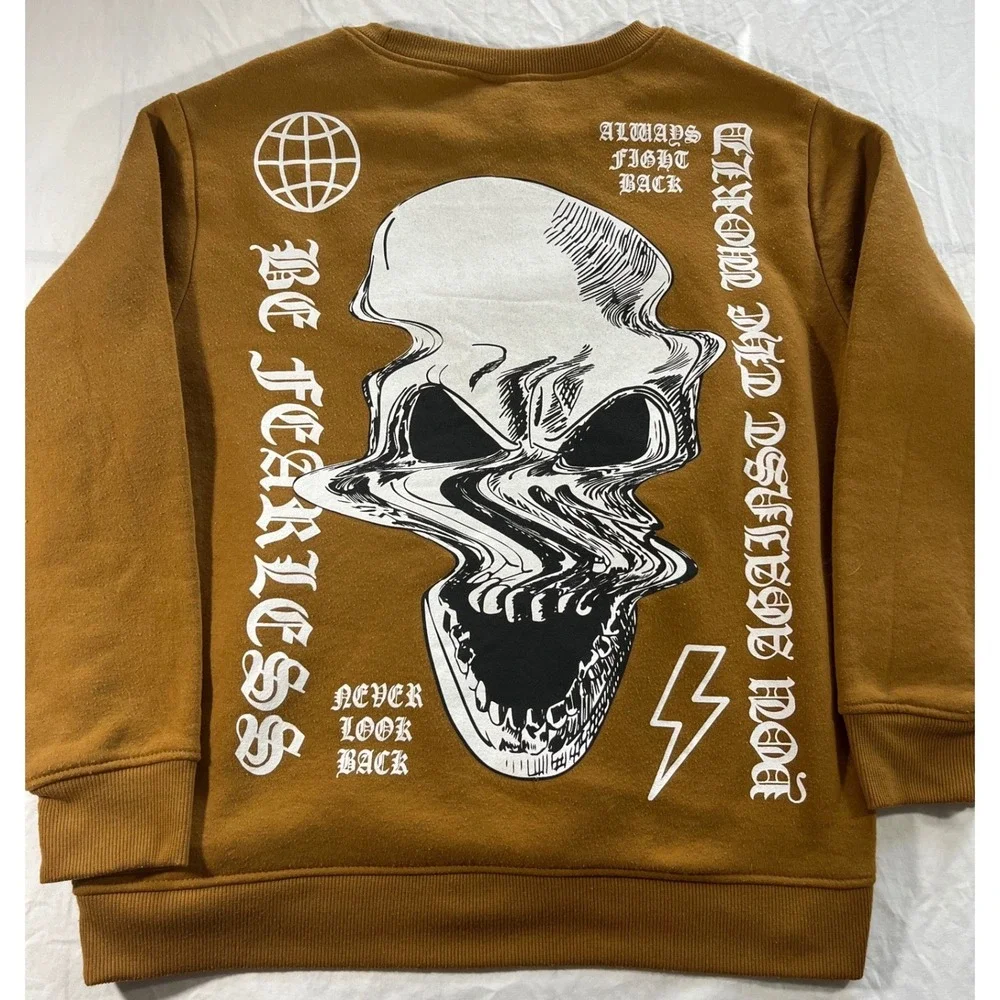 RGSTR Fearless Skull Graphic Sweatshirt Mens Small Mustard Brown Streetwear‎